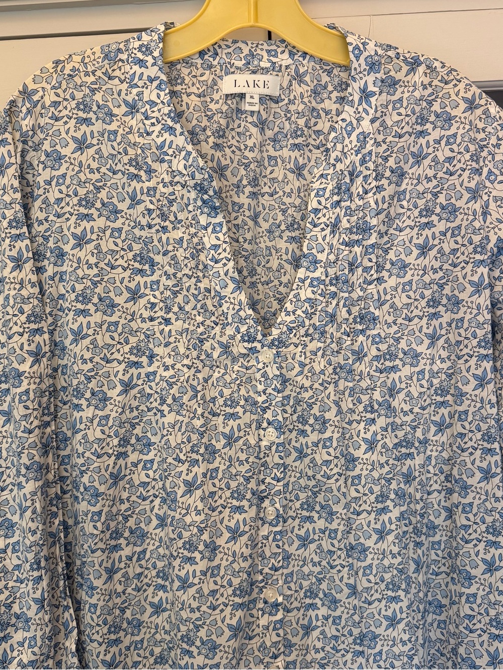NWOT Lake Eloise Tiered dress in Delft floral print - Picture 4 of 6